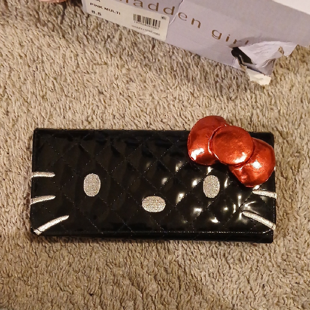 Hello Kitty Black and Red Card Holder Wallet with Iconic Bow